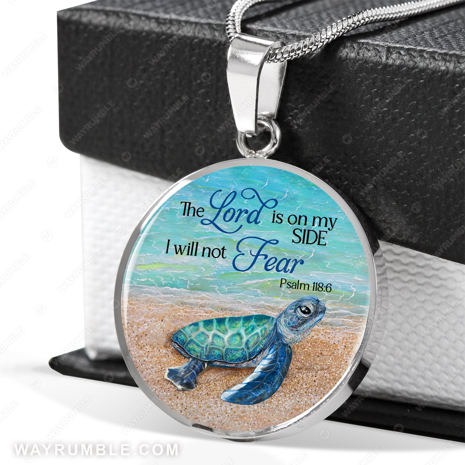 Sea turtle, Blue ocean, The Lord is on my side, I will not fear - Jesus Circle Necklace