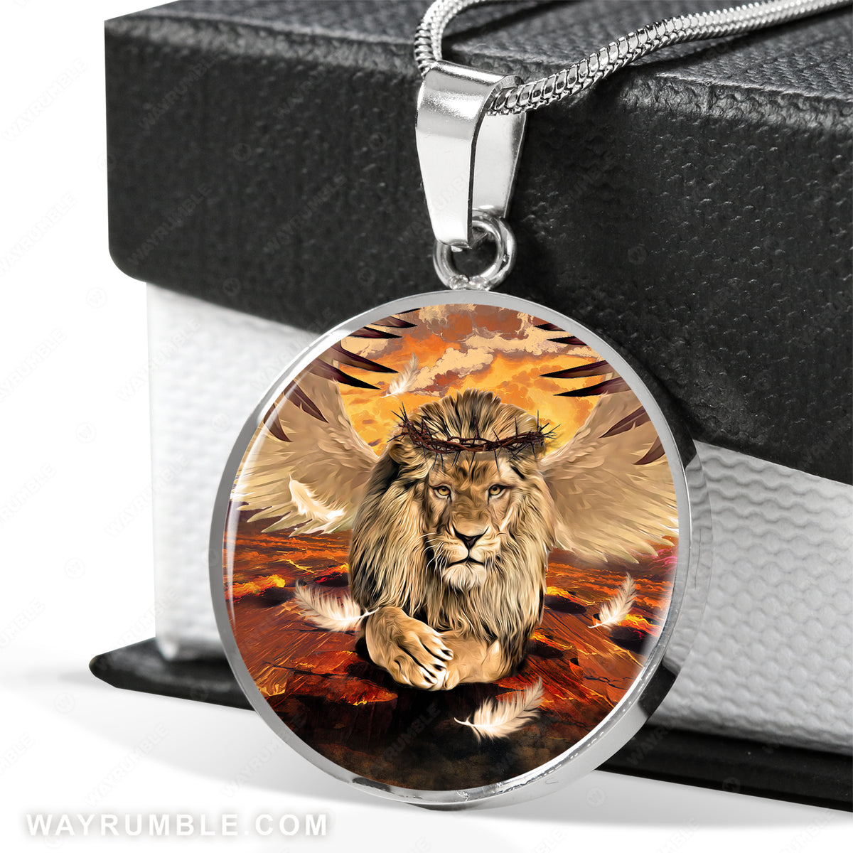 Lion of Judah, The amazing lion drawing - Jesus Circle Necklace