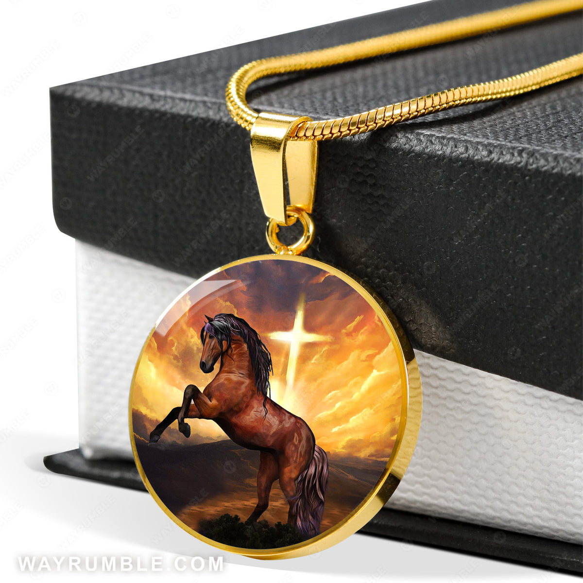 Horse painting, Beautiful sunset, The cross light - Jesus Circle Necklace