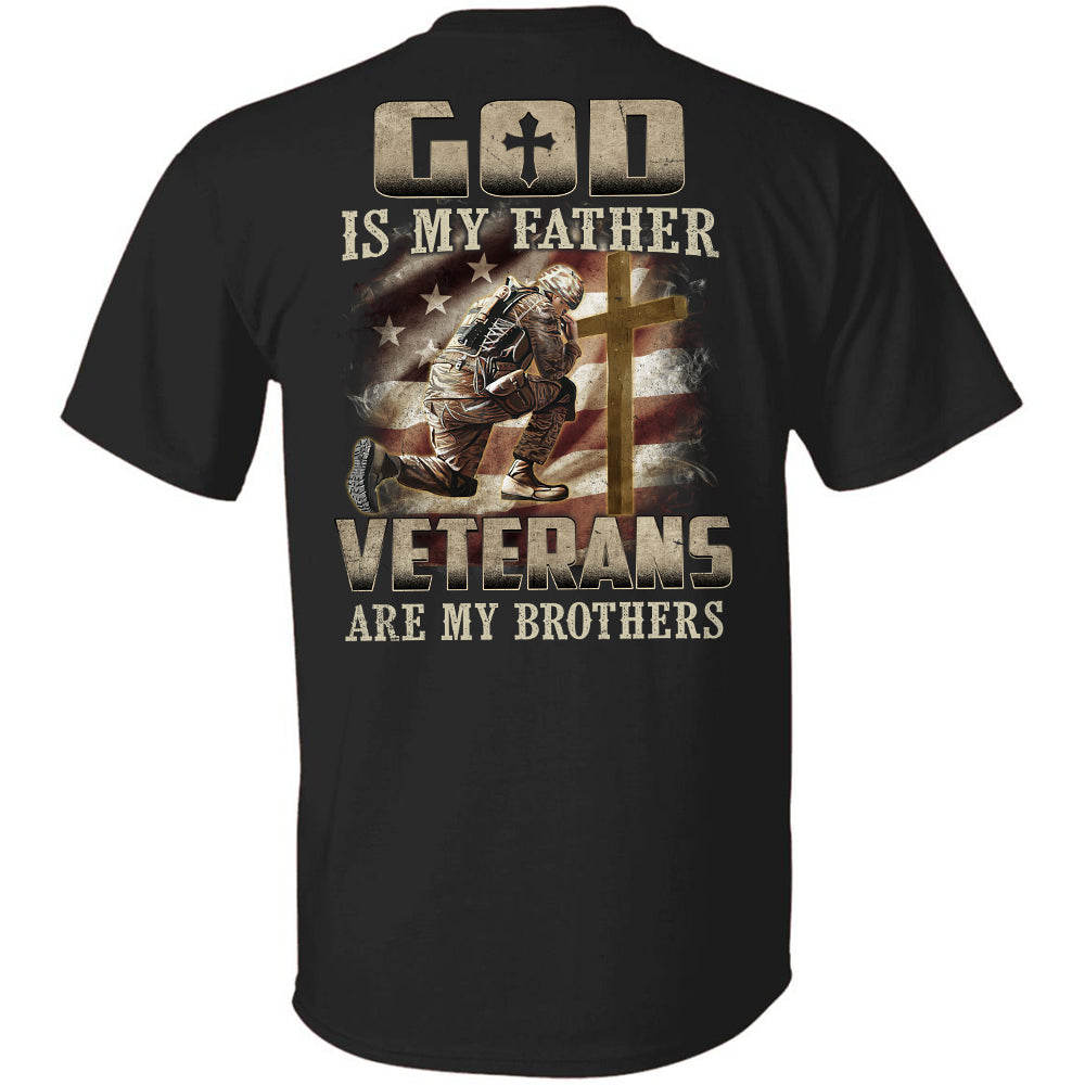 Jesus - Veteran is crying in front of the cross - God is my father - Back-printed Black Apparel