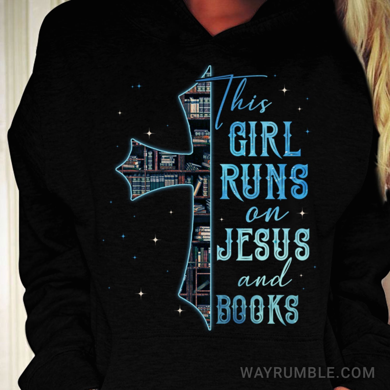 Bookaholic, The cross, This girl runs on Jesus and books - Jesus Black Apparel