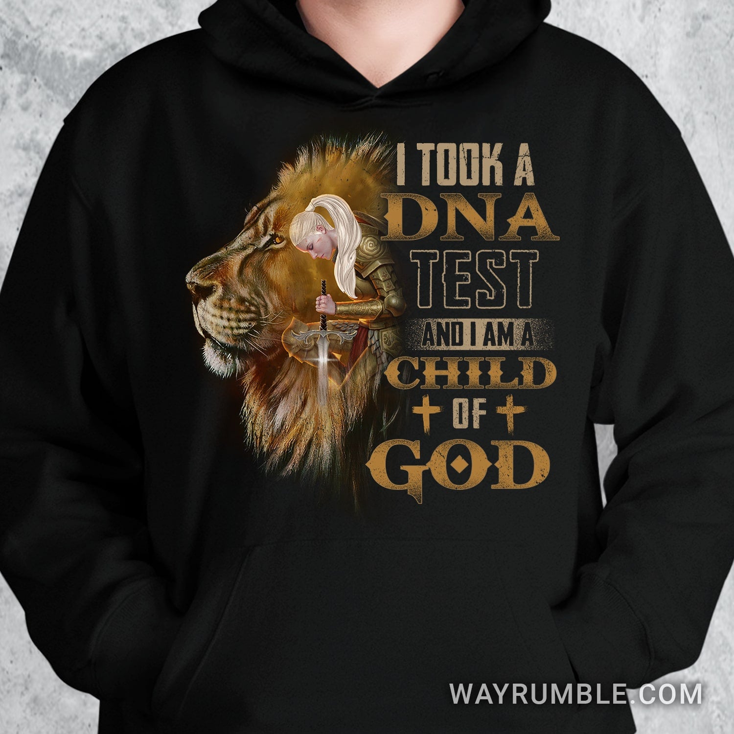 Female knight, Lion of Judah, I am a child of God - Jesus Black Apparel