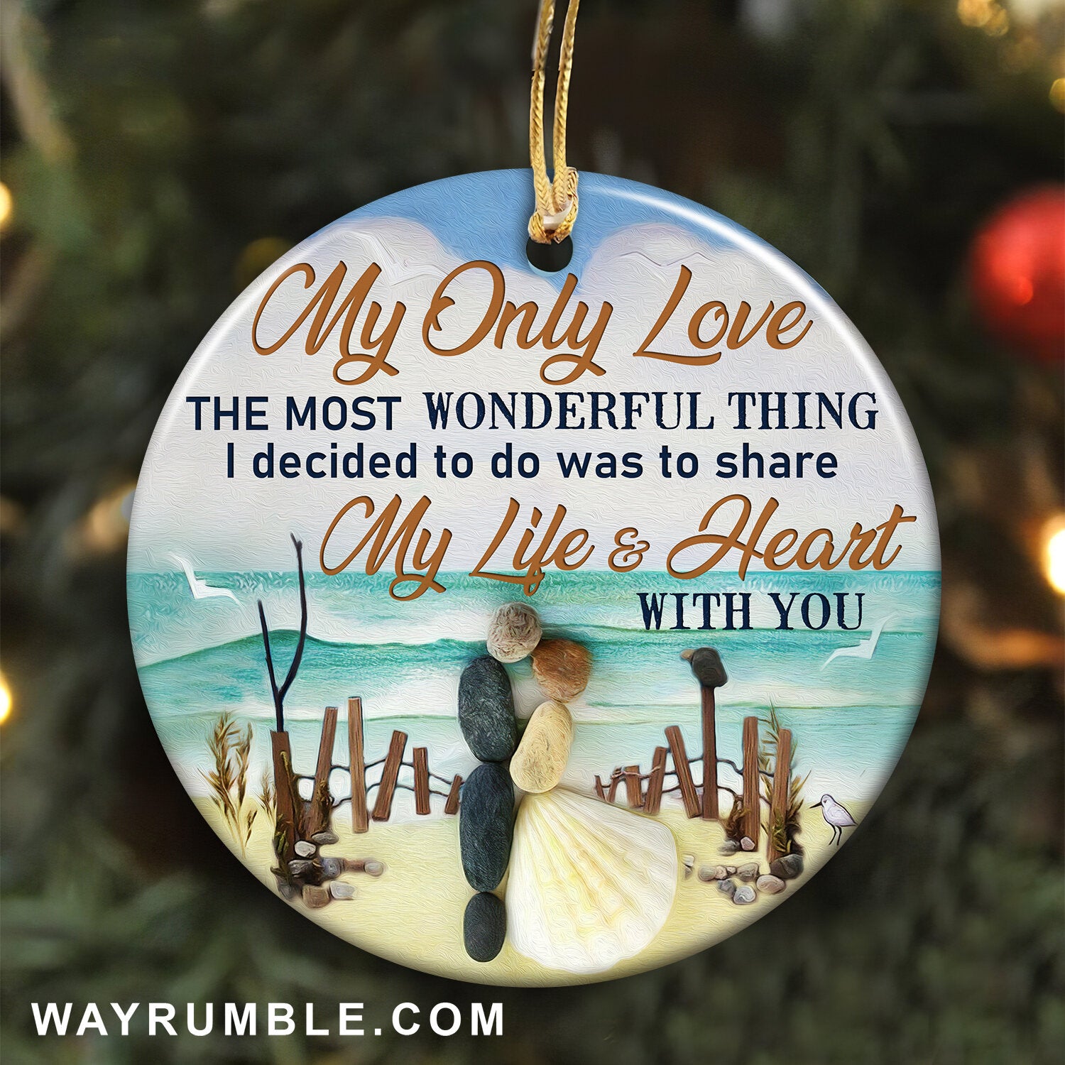 Couple - Pebble couple share a kiss - My only love - Circle Ceramic Ornament