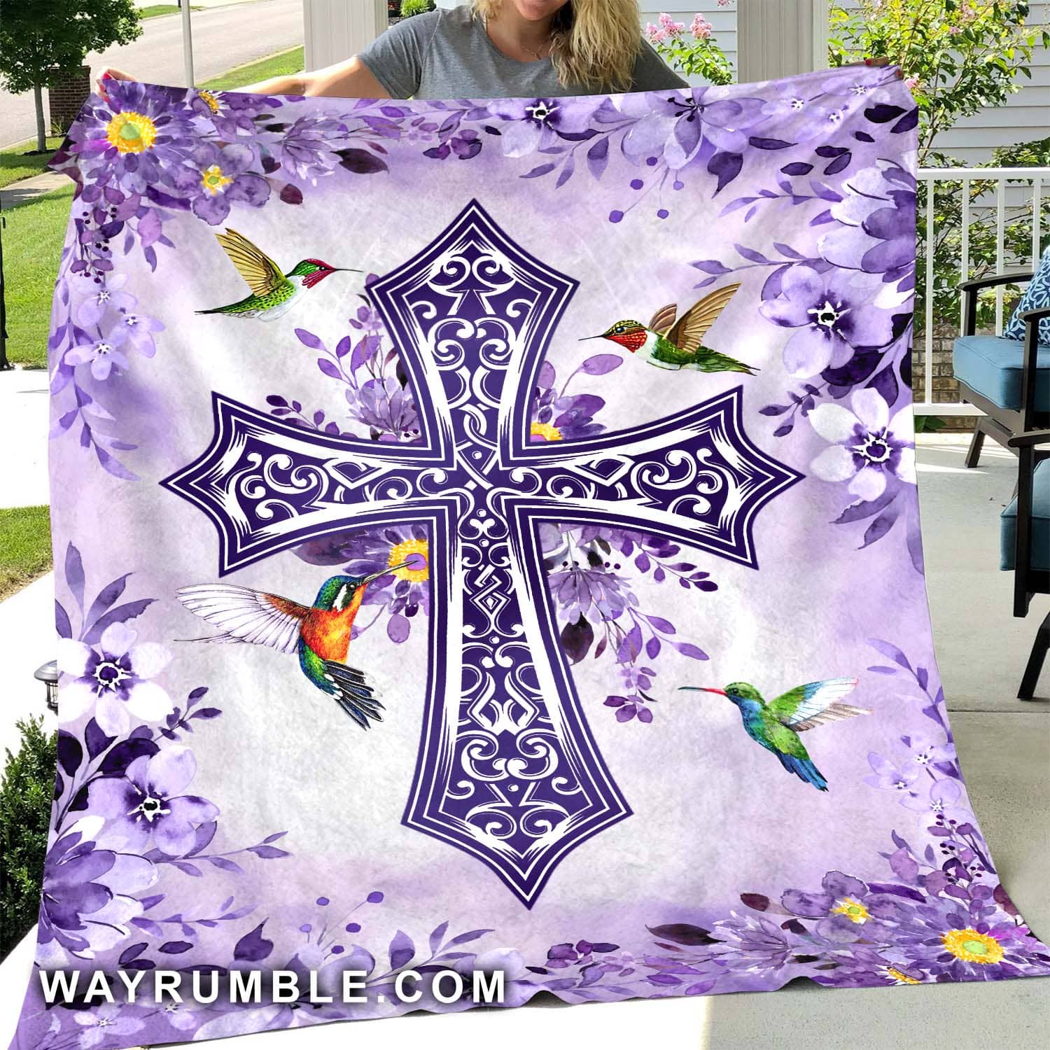 Hummingbirds and the cross Blanket